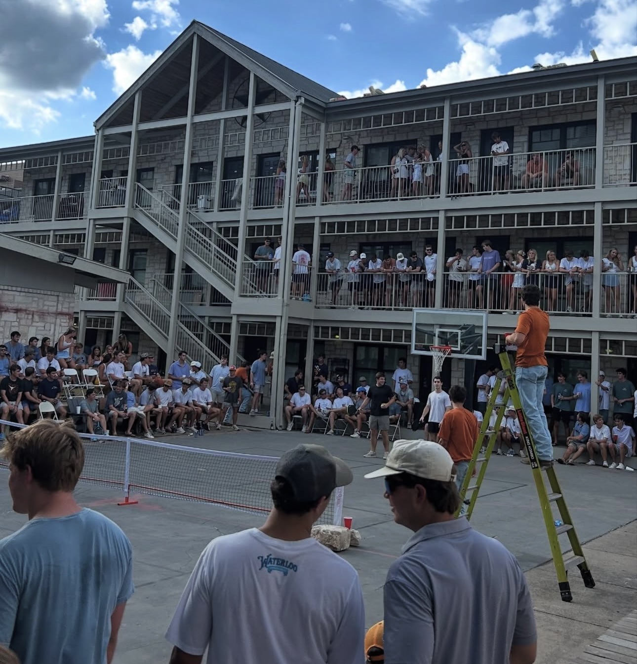 SAE Texas Rho and Fiji Raise $15,000 for Local Families